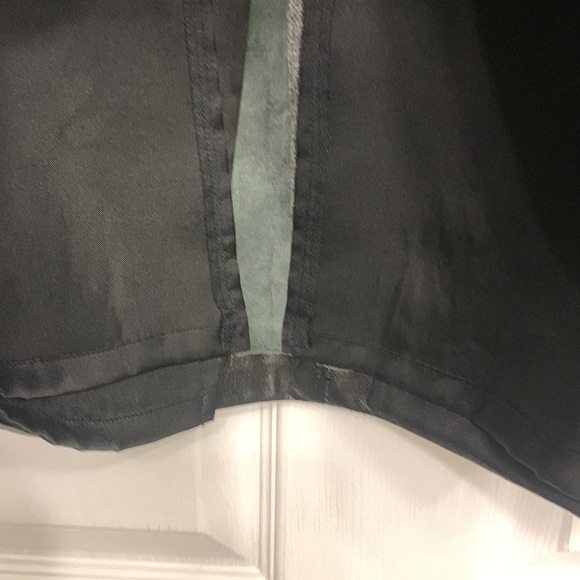 Cache Black leather skirt - Picture 3 of 7